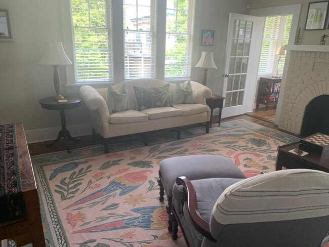 Living Room - 309 E 34th St