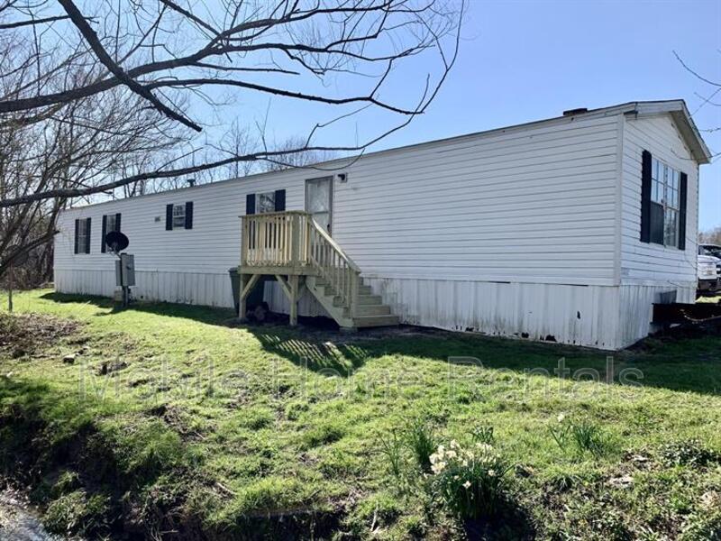 39 Leisure Ln, East Flat Rock, NC 28726 House for Rent in East Flat