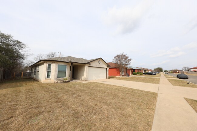 Foto del edificio - 2403 Haven Dr