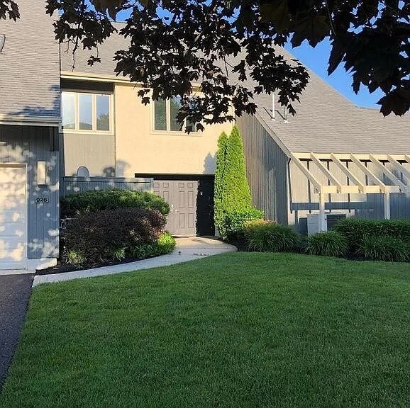 926 Chanticleer, Cherry Hill, NJ 08003 Townhome Rentals in Cherry