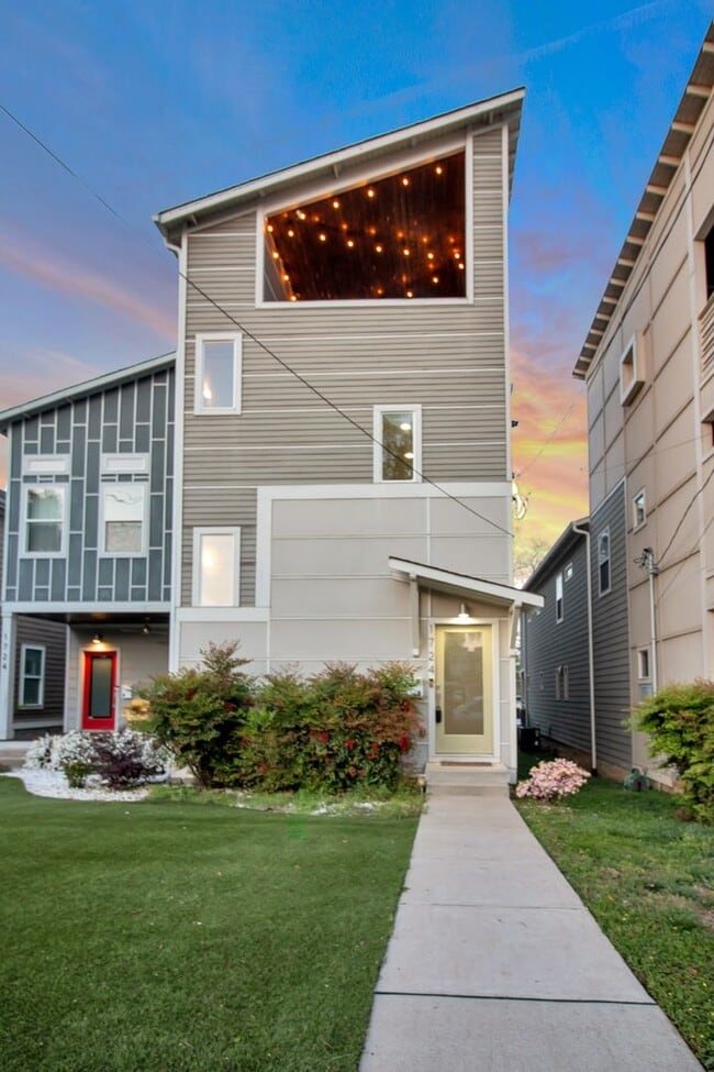 Building Photo - 1724 6th Ave N