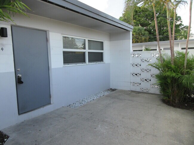 Foto del edificio - 1230 18th Ave N