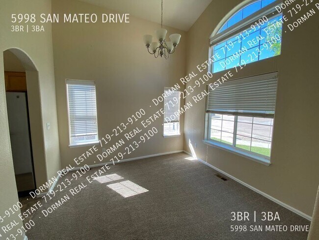 Foto del edificio - 5998 San Mateo Dr