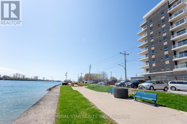 Building Photo - 118 West St