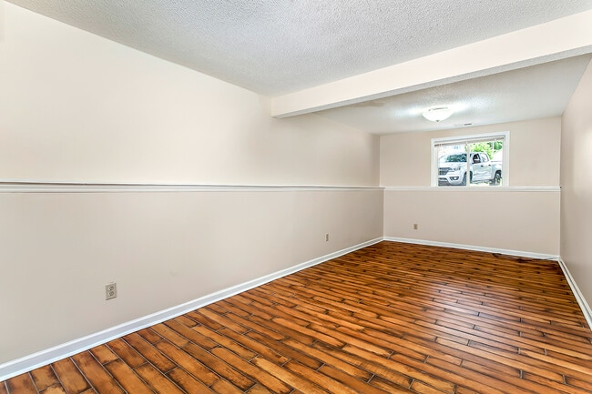 Foto del edificio - 1204 Ogden Pl