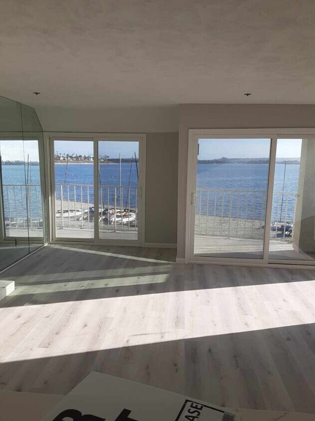 1251 Parker Pl Unit 2M, San Diego, CA 92109 Condo for Rent in San