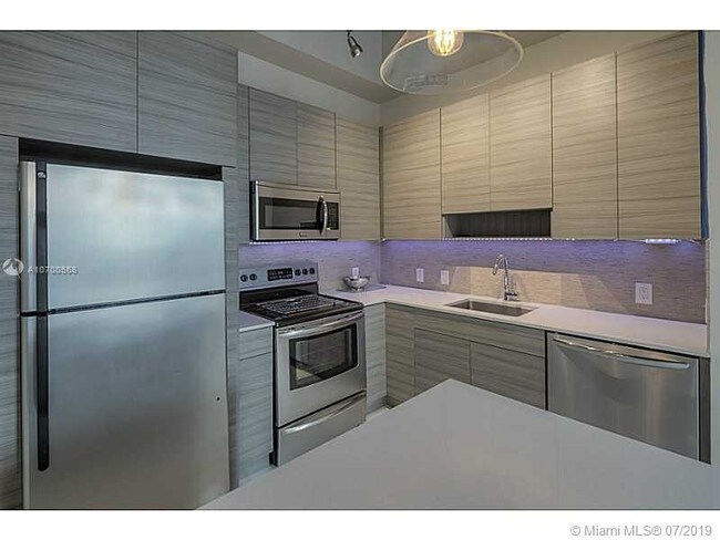 Foto del edificio - 2001 Biscayne Blvd