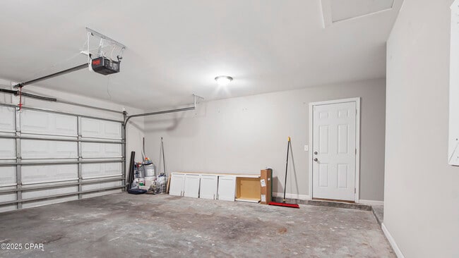 Building Photo - 1430 Tina Ave