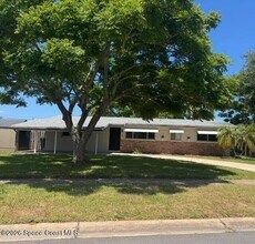 Building Photo - 530 Allen Dr