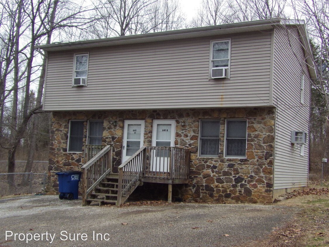 641 Riley Blvd, Bedford, IN 47421 Apartment for Rent in Bedford, IN