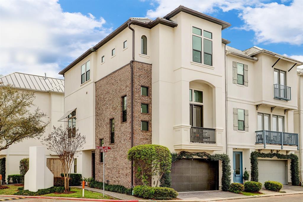 Foto principal - 2226 Hilshire Lake Dr