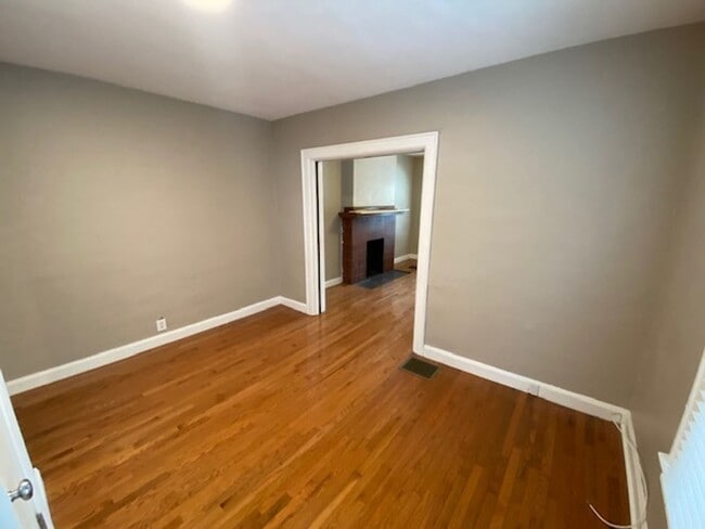 Foto del edificio - Indianola Ave 2567-2569 WACPM