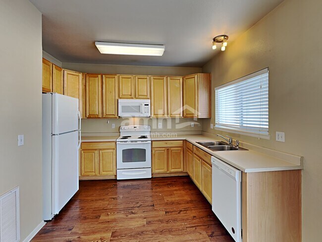 Foto del edificio - 1123 S Flatrock Cir