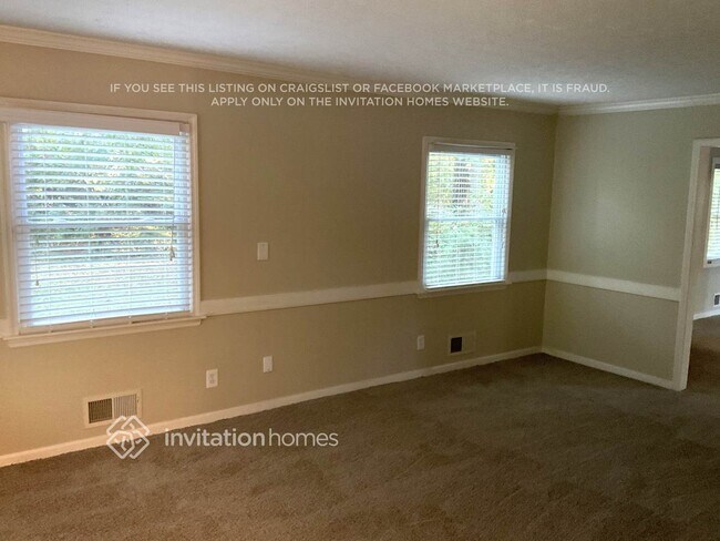 Foto del edificio - 4620 Hames Terrace NW
