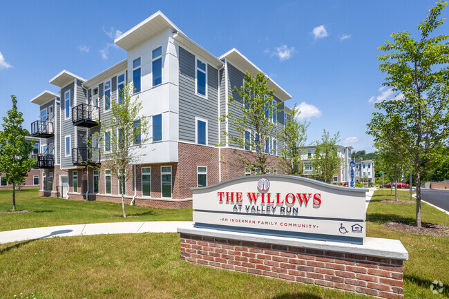 Building Photo - The Willows at Valley Run