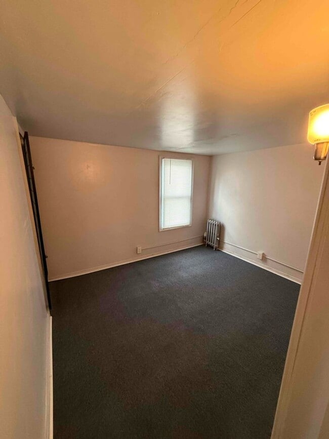 Building Photo - Charming 1-Bedroom Apartment in West Scranton – $1,050/Month