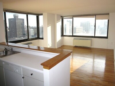 Primary Photo - 340 3rd Ave