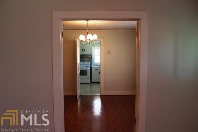 Foto del edificio - 3274 Lakeview Rd