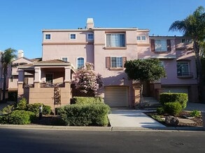 Building Photo - 433 Terra Mesa Way