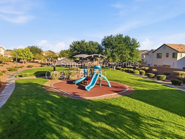 Building Photo - NW!! Single Story!! New Luxury Vinal Plank...