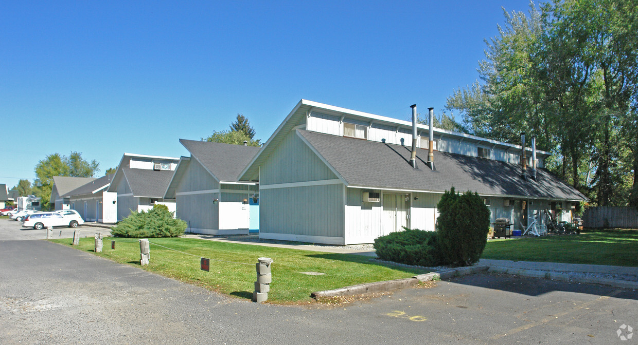 Primary Photo - Regency Park Apartments