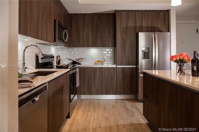 Foto del edificio - 9490 NW 41st St