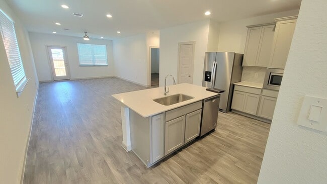 Foto del edificio - 2907 Stamford Hl Ln