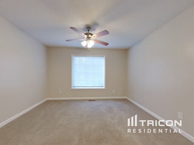 Building Photo - 223 Campbell Dr