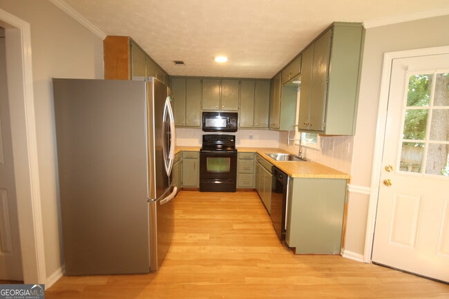 Building Photo - 3991 Berry Hill Trail