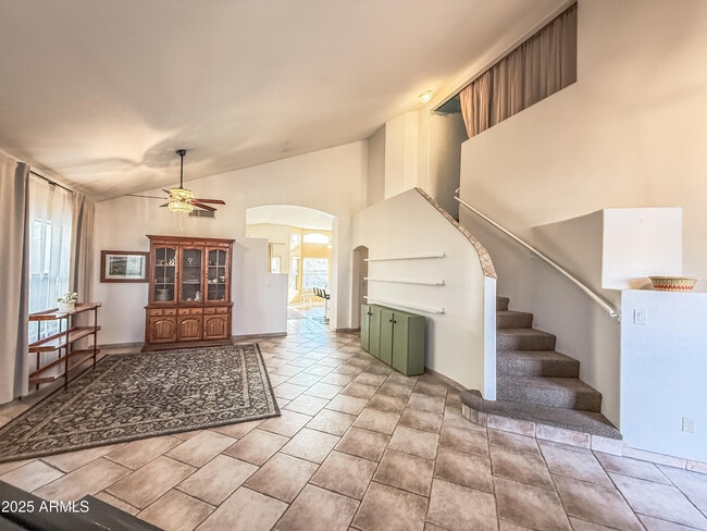 Foto del edificio - 5057 E Delta Ave