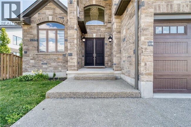 Photo du bâtiment - 1541 Medway Park Dr