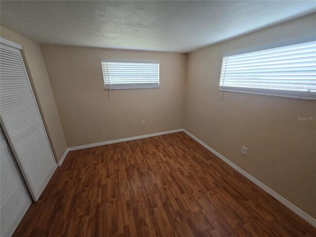 Foto del edificio - 5307 Whippoorwill Dr