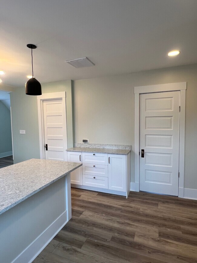 Foto del edificio - 7719 Wilcox St