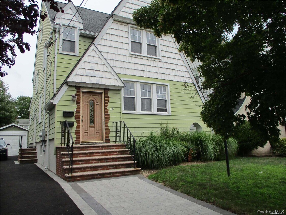 Foto principal - 127 Gordon Rd