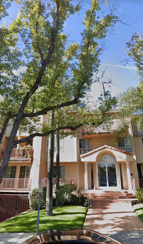 Primary Photo - 411 Piedmont Ave