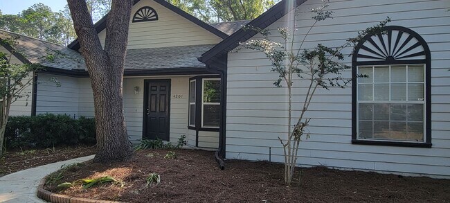 Foto del edificio - 3 Bedroom/2 Bath Home in Cherry Tree
