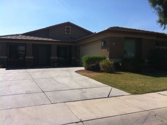 Primary Photo - 16540 N 151st Ln