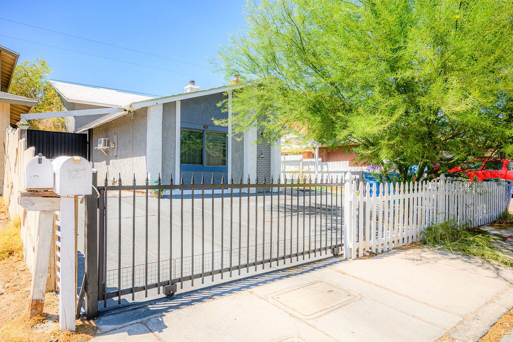 Foto principal - 121 Colbath St