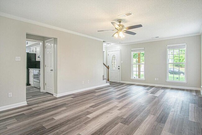 Foto del edificio - 105 Berryhill Cir