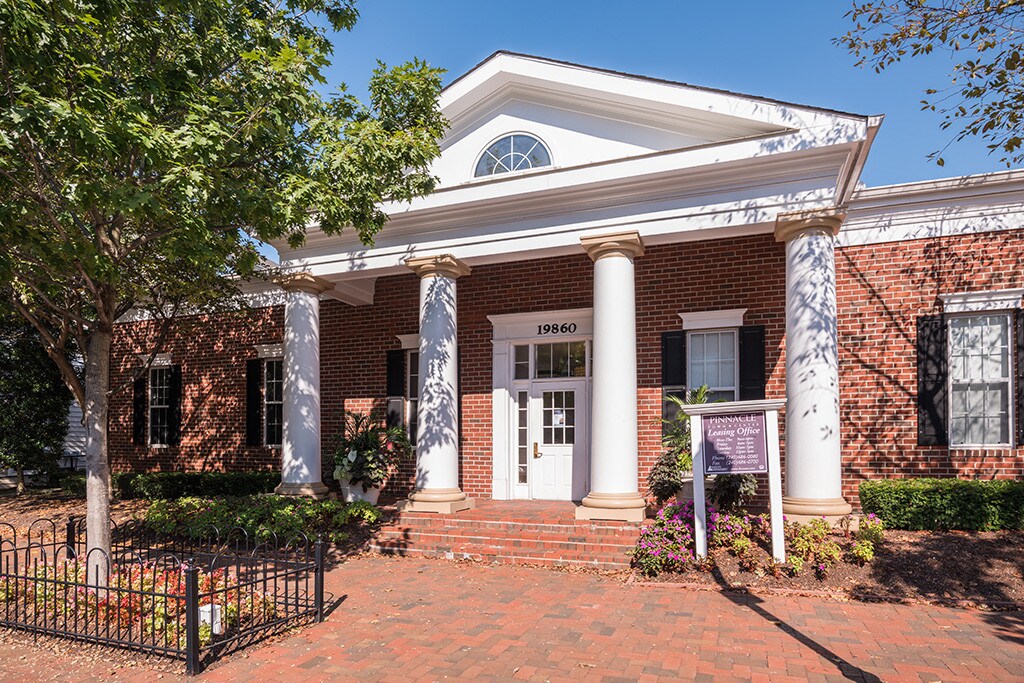 Pinnacle at Town Center Apartments Germantown, MD