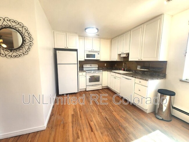 Foto del edificio - 925 E 8th Ave
