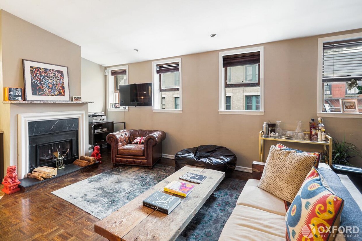Foto principal - 148 Waverly Place