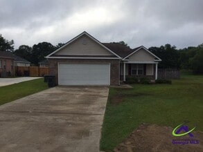 Building Photo - 226 Sunnymeade Dr
