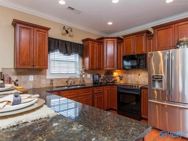 Building Photo - 25753 Summerwood Dr