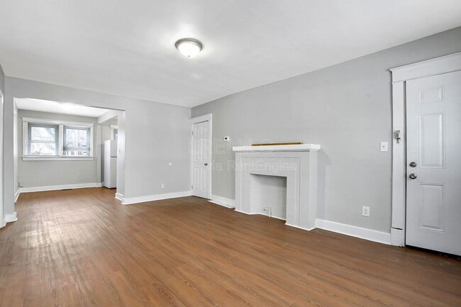 Photo - 701 Hazel St Apartment