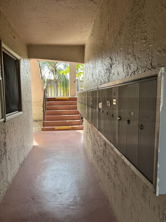 Foto del edificio - 500 Bonnie Blvd