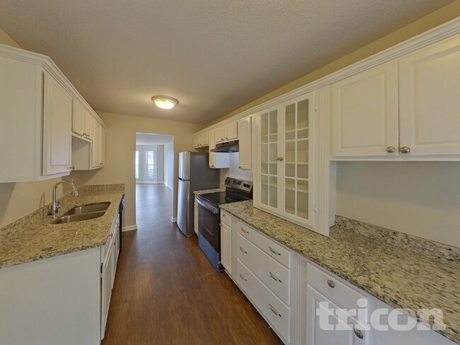 Foto del edificio - 7290 Oakley Ct