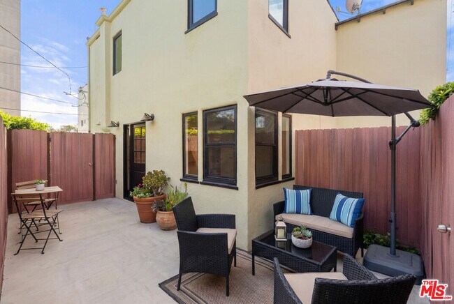 Foto del edificio - 838 Hilldale Ave