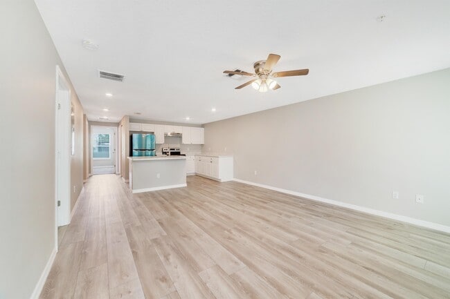 Foto del edificio - 255 Taylor Ln