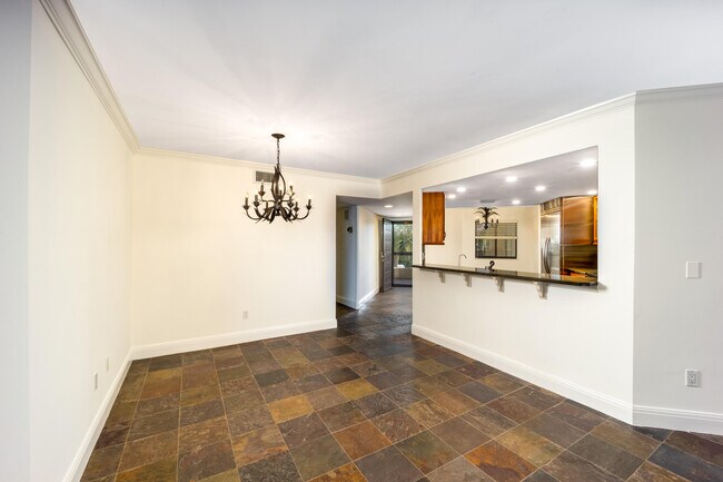 Foto del edificio - 625 NW North River Dr
